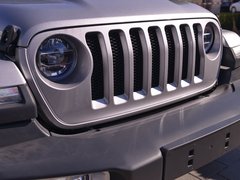 2018款 2.0T Sahara 四门版