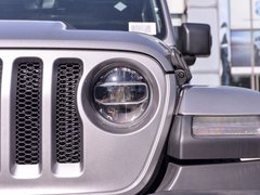 2018款 2.0T Sahara 四门版