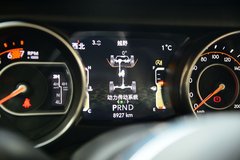 2018款 2.0T Sahara 四门版