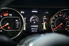 2018款 2.0T Sahara 四门版
