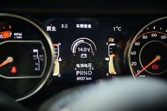 2018款 2.0T Sahara 四门版