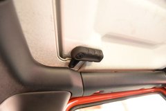 2018款 2.0T Sahara 四门版
