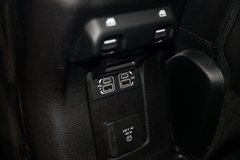 2018款 2.0T Sahara 四门版
