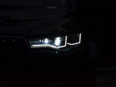 2017款 1.8T 双离合尊贵型贺岁版