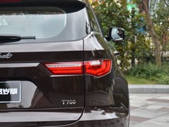 2017款 1.8T 双离合尊贵型贺岁版