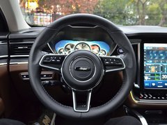 2017款 1.8T 双离合尊贵型贺岁版