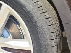 2017款 1.8T 双离合旗舰型贺岁版
