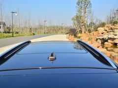 2017款 1.8T 双离合旗舰型贺岁版
