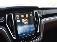 2017款 1.8T 双离合旗舰型贺岁版