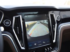 2017款 1.8T 双离合旗舰型贺岁版