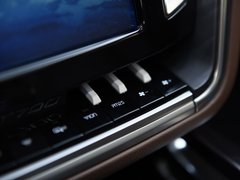 2017款 1.8T 双离合旗舰型贺岁版