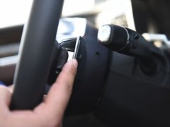 2017款 1.8T 双离合旗舰型贺岁版
