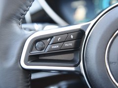 2017款 1.8T 双离合旗舰型贺岁版
