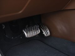 2017款 1.8T 双离合旗舰型贺岁版