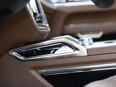 2017款 1.8T 双离合旗舰型贺岁版