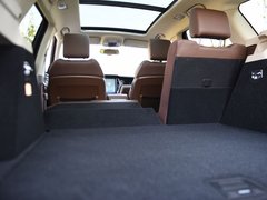 2017款 1.8T 双离合旗舰型贺岁版