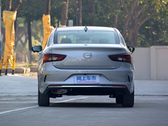 2018款 200T 自动尊贵版