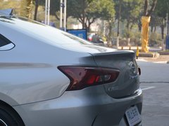 2018款 200T 自动尊贵版