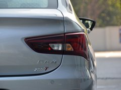 2018款 200T 自动尊贵版