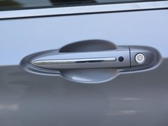 2018款 200T 自动尊贵版