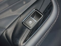 2018款 200T 自动尊贵版