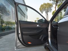 2018款 200T 自动尊贵版