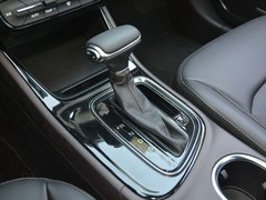 2018款 200T 自动尊贵版