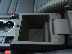 2018款 200T 自动尊贵版