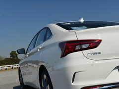2018款 200T 自动尊贵版