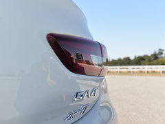 2018款 200T 自动尊贵版