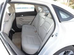 2018款 200T 自动尊贵版
