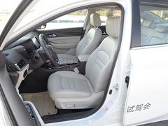 2018款 200T 自动尊贵版