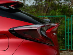 2018款 2.0L 旗舰天窗版 国VI