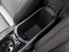 2018款 2.0L 旗舰天窗版 国VI