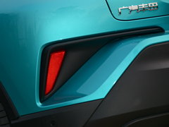 2018款 2.0L 旗舰天窗版 国VI