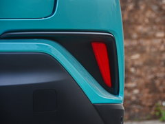 2018款 2.0L 旗舰天窗版 国VI