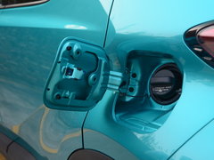 2018款 2.0L 旗舰天窗版 国VI