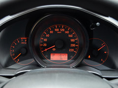 2018款 1.5L CVT舒适版