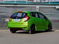 2018款 1.5L CVT潮跑+版