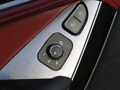 2018款 蓝标 1.5T 自动两驱超豪型