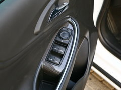 2018款 530T 自动锐驰版