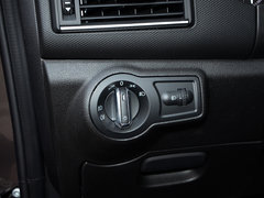 2018款 1.6T 自动旗舰型