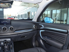 2018款 2.0T 旗舰型