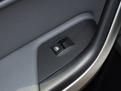 2018款 三厢 1.6T 自动旗舰型