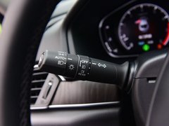 2018款 260TURBO 尊贵版
