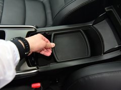2018款 260TURBO 尊贵版