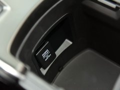 2018款 260TURBO 尊贵版
