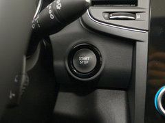 2018款 2.0L 两驱豪华版