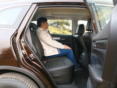 2018款 2.0L 两驱豪华版