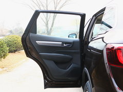 2018款 2.0L 两驱豪华版